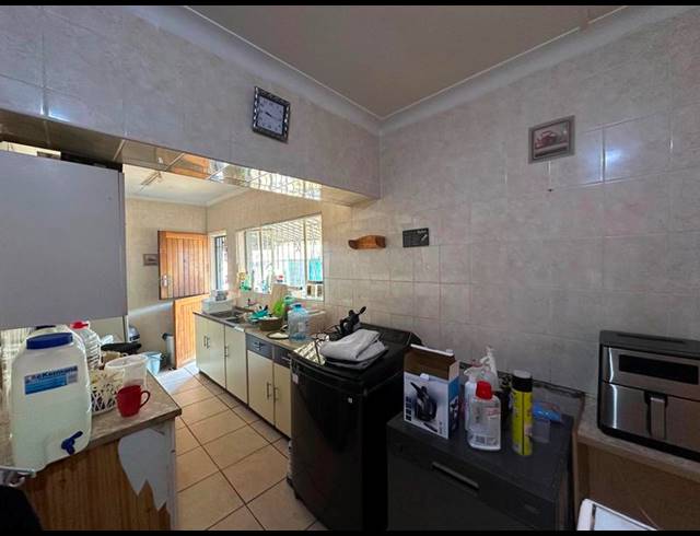 3 BEDROOM HOUSE FOR SALE IN PRIMROSE EAST